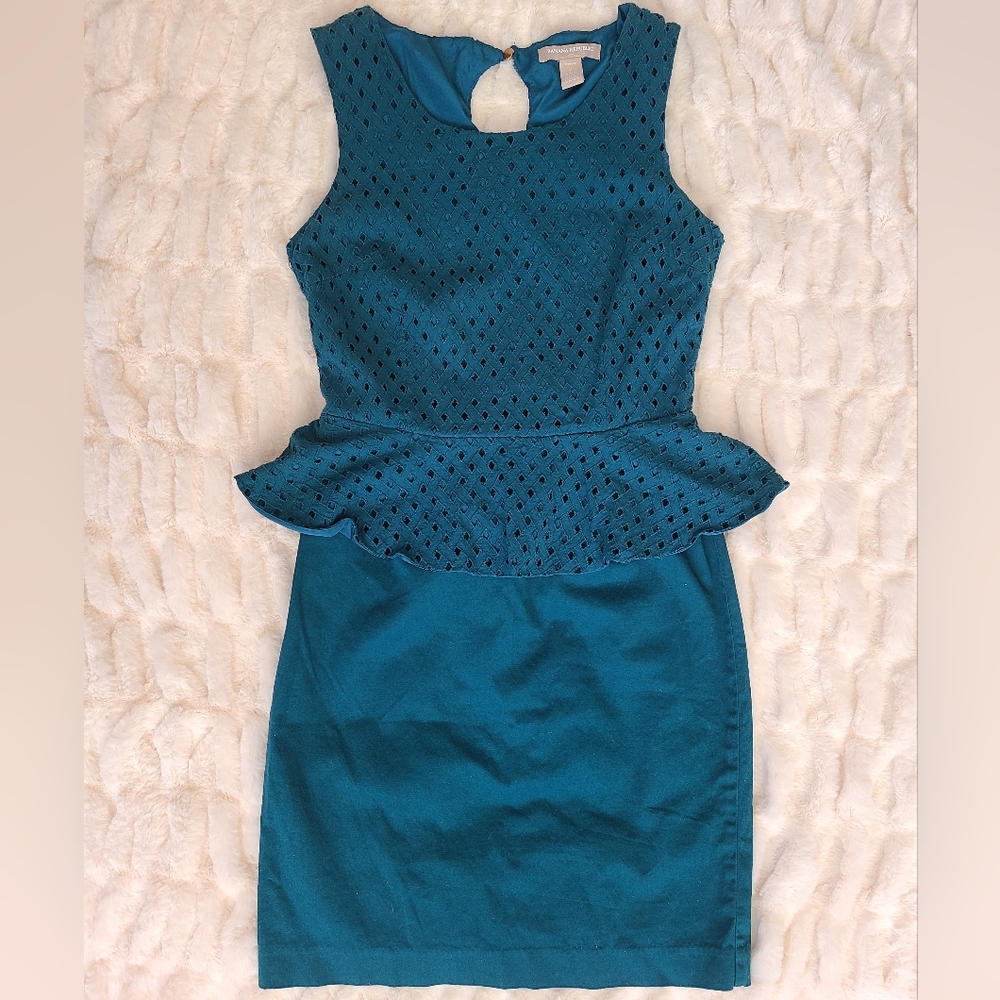Banana Republic size 4 Women's Sleeveless Teal Blue Peplum Dress Business Career